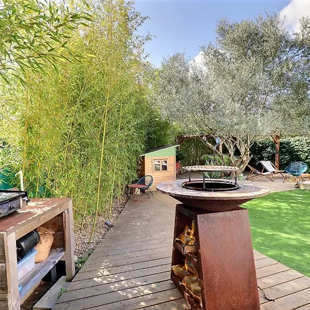 Tres Bel 4 Pieces Avec Piscine Apartment *